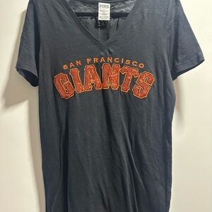 San Francisco MLB Giants Black V Neck T-Shirt